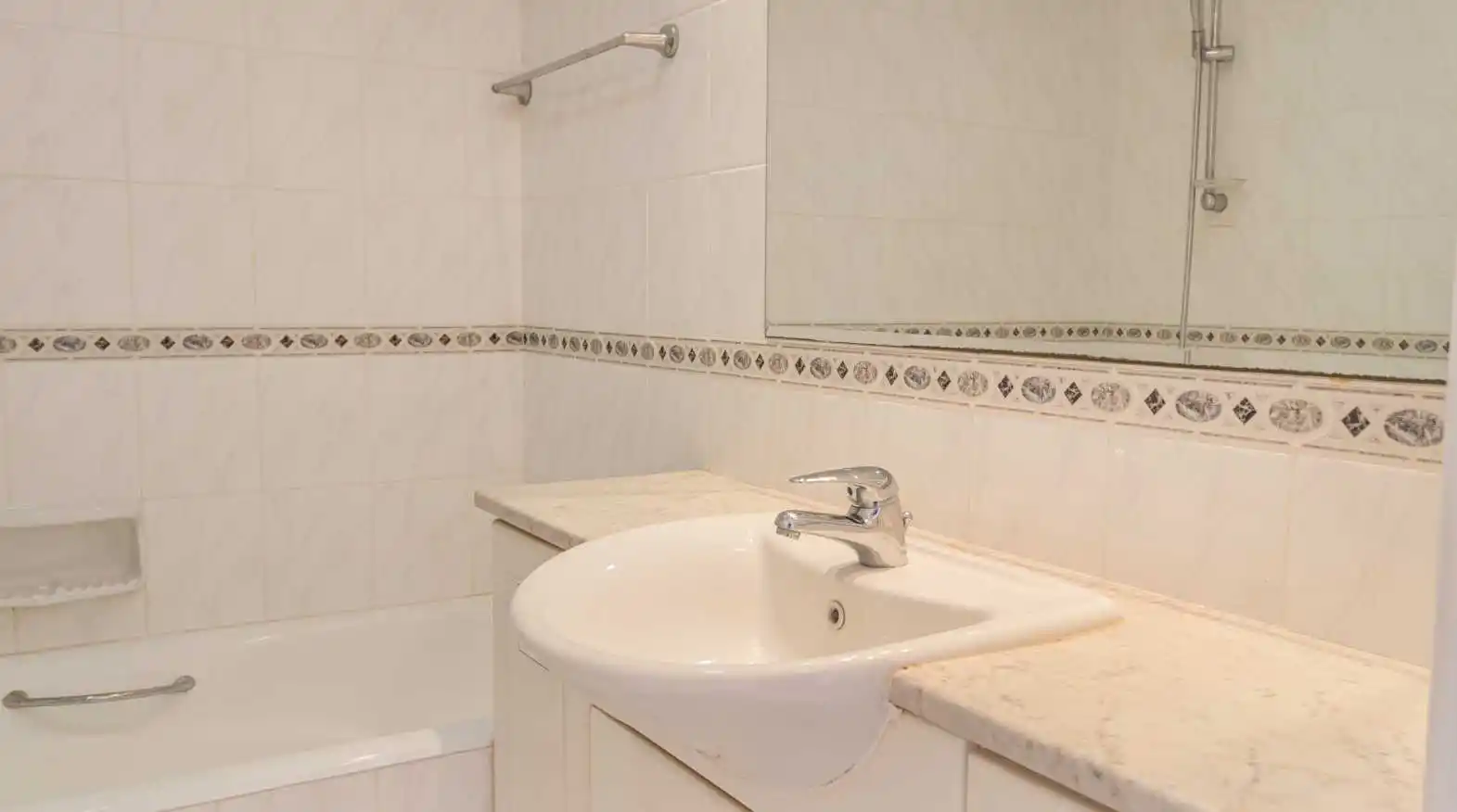 2 Bedrooms Bedrooms, 2 Rooms Rooms,1 BathroomBathrooms,Квартира,Для продажи,1717